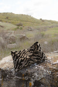 STONE TIGER CLUTCH