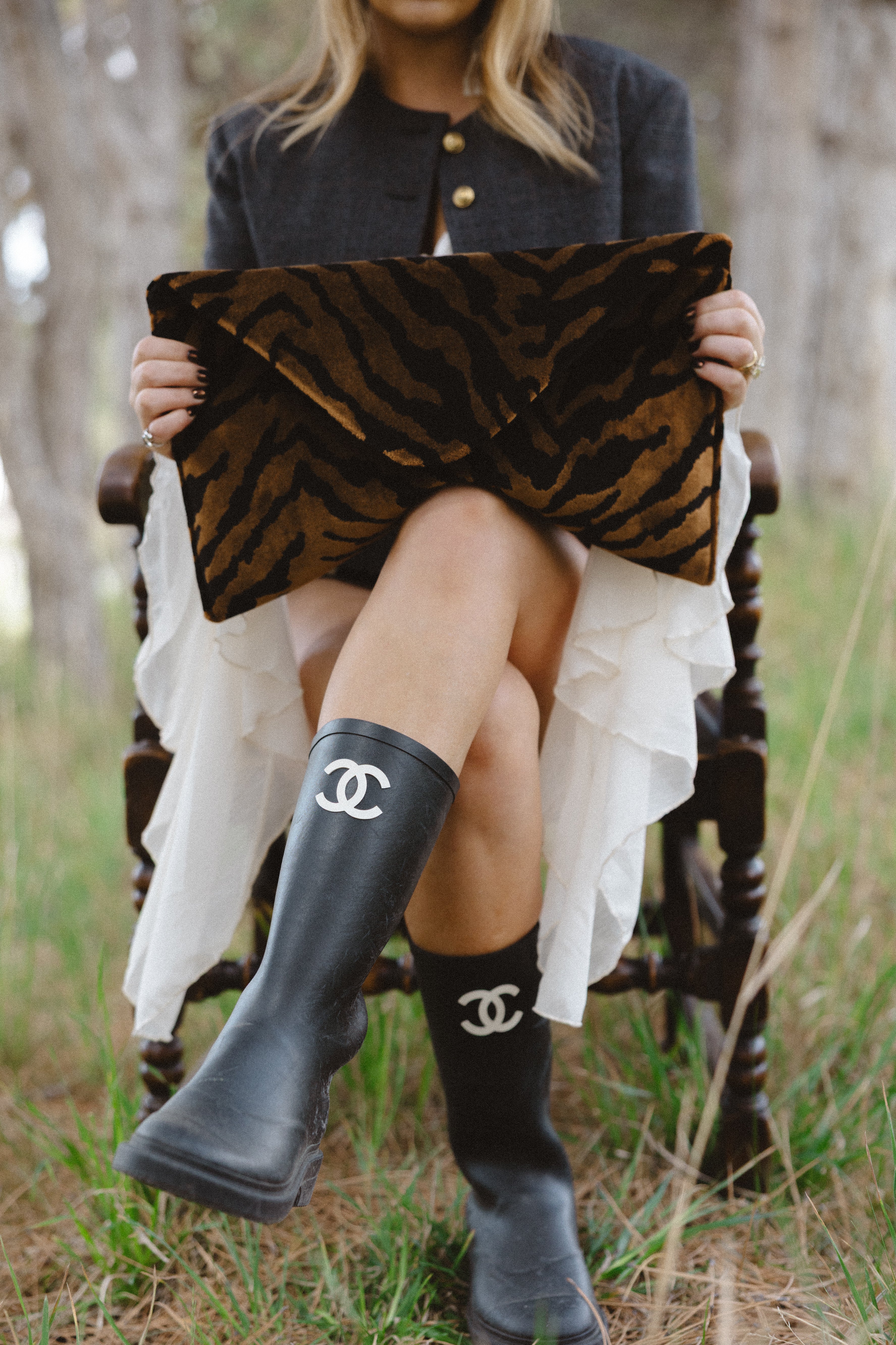 ORIGINAL TIGER CLUTCH