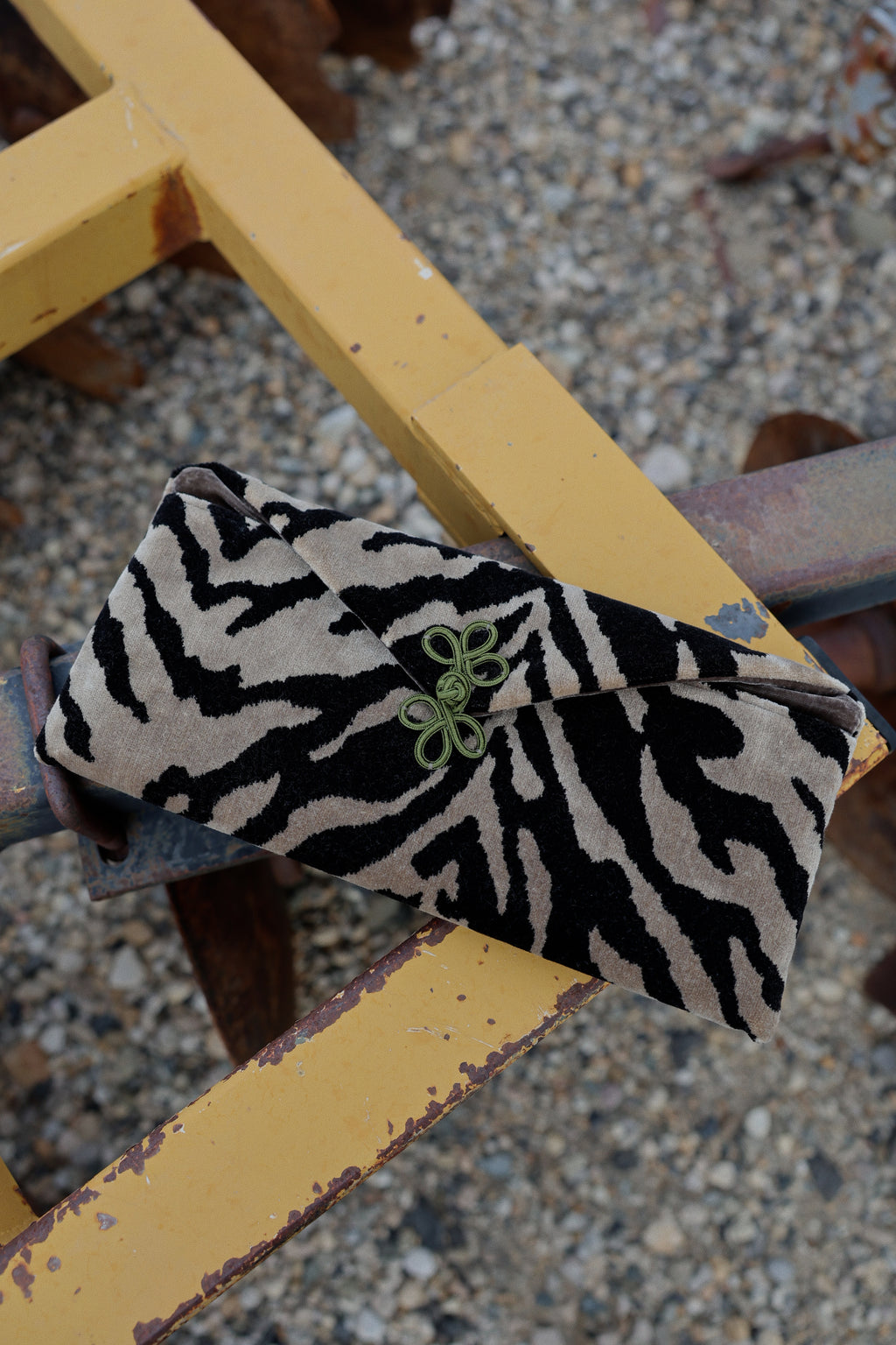 THE STONE TIGER CLUTCH
