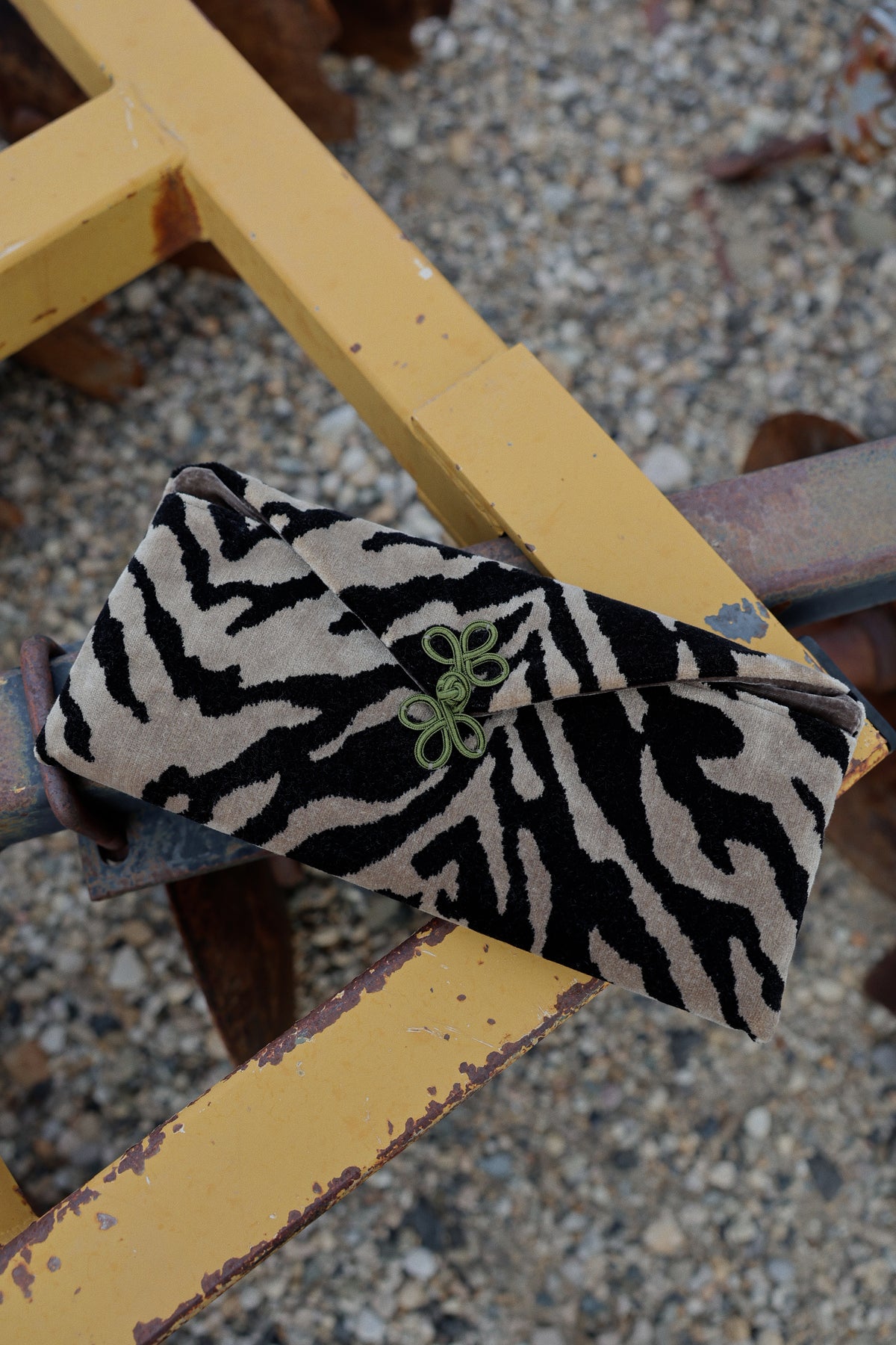 THE STONE TIGER CLUTCH
